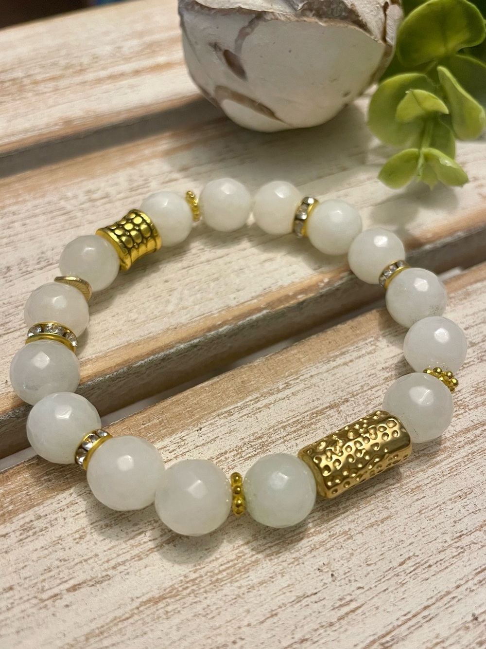 White Cream Quartz 10mm Stretch Gemstone Bracelet with Gold Accents - Picture 2 of 6